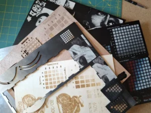 test de gravure laser sur différents support